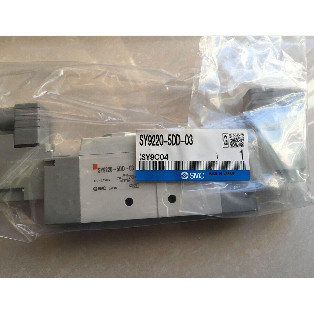 1 piece new smc sY9220-5DD-03 solenoid valve sY9220-5DD-03 free ship #F22