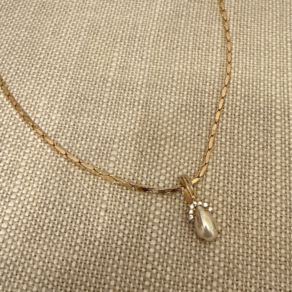 Vintage Roman Faux Pearl Teardrop Crystal Rhinestone Pendant Box Chain Necklace
