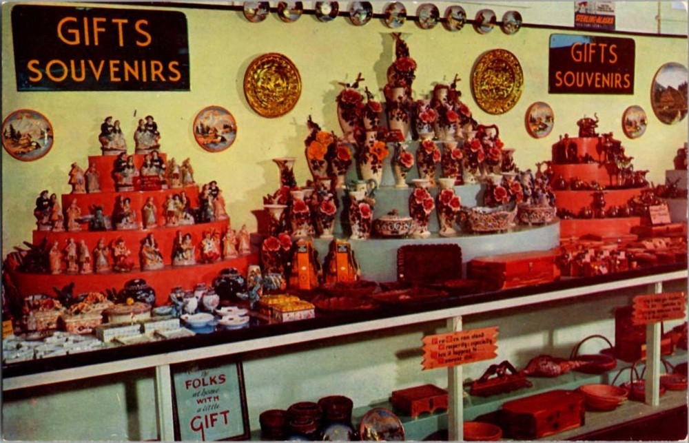 Pre-1980 RETAIL STORE SCENE Adirondacks - Lake Placid New York NY m/14 BJ8951