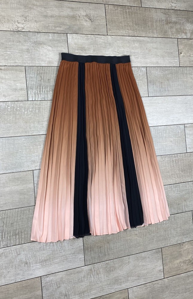 Maje black pleated skirt size 1 multi-colored