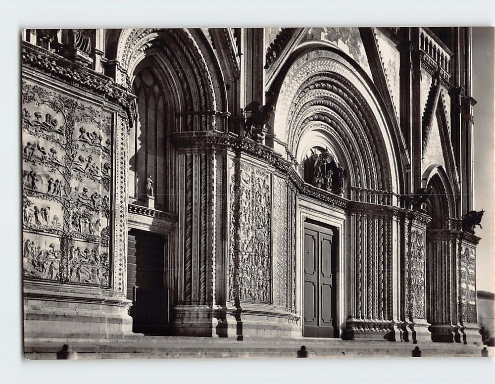 Postcard Dettaglio della Facciata del Duomo Orvieto Italy
