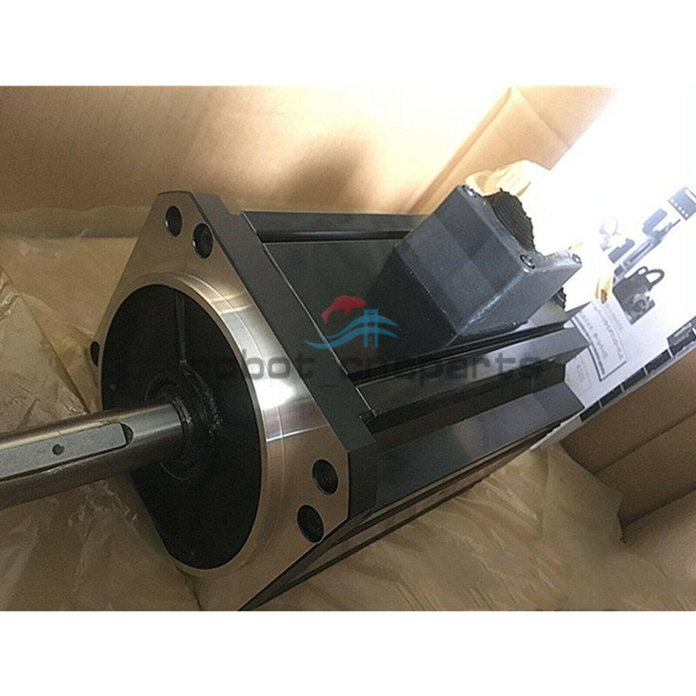 1PC NEW Panasonic servo motor MHME152GCHM