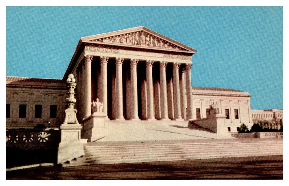 1950s Front View Of The Supreme Court Building Washington DC Vintage Postcard