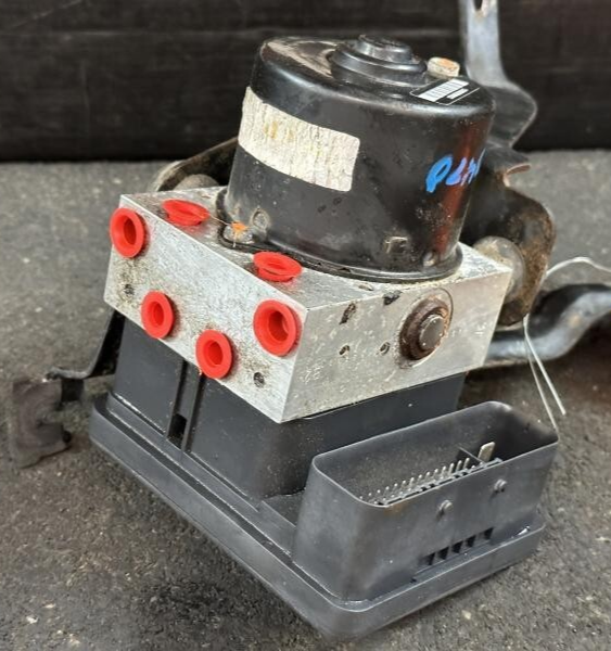 2011-2014 Mazda 2 ABS Anti Lock Brake Pump Module Assembly 1.5L Oem 11-14