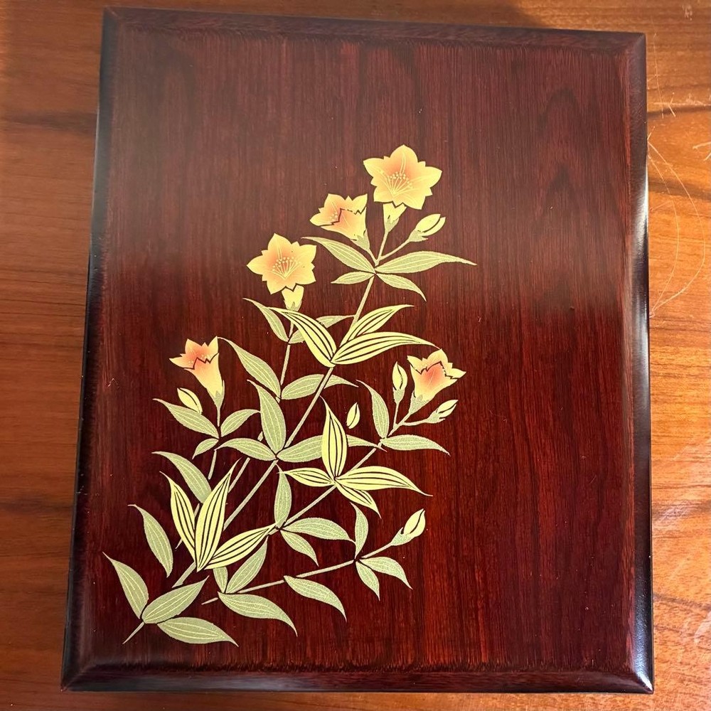 Gentian Kijiro Lacquer Letter Box Wooden Traditional Craft 28.5cm