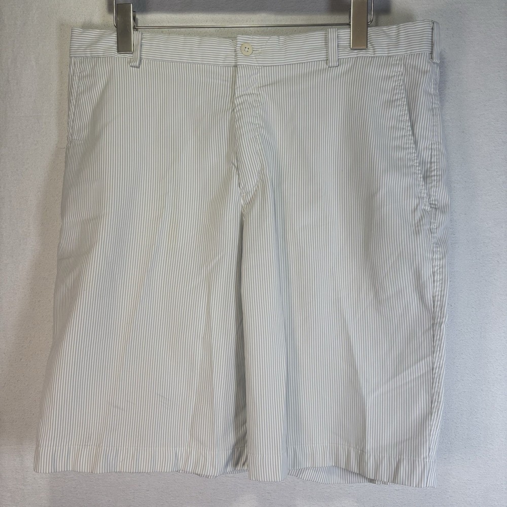 Nike Golf Shorts Dri-Fit Men's Size 36 White Gray Stripe Flat Front Standard Fit