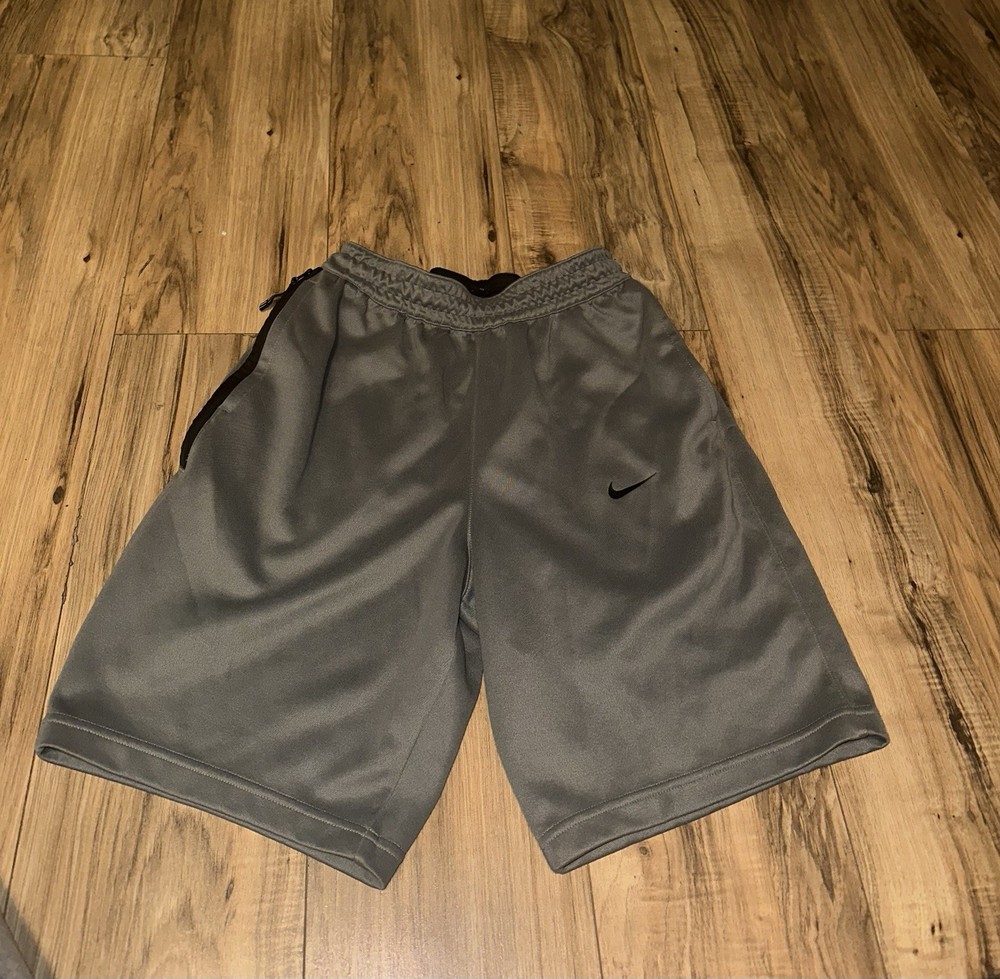 Nike Men's Dri-Fit Shorts Size Small