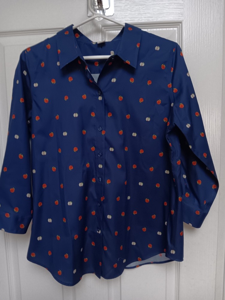 Coldwater Creek Women's Blouse Size 10P, 100% Cotton,  Navy, Red Apples Print