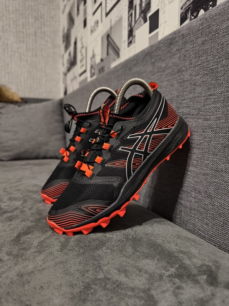 Zapatos para correr para mujer Asics FUJITRABUCO PRO talla US 8 EUR 39,5 deportivos