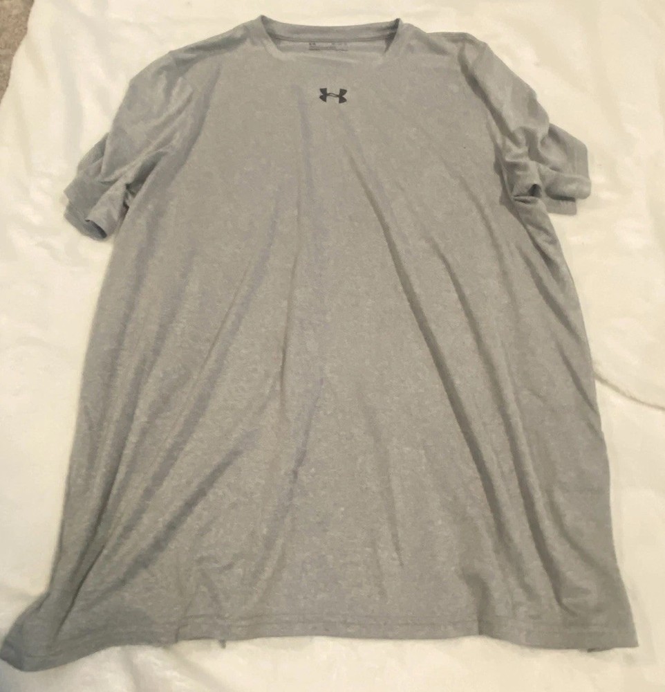 Underarmour Grey Mens T Shirt Extra Large Short Sleeve
