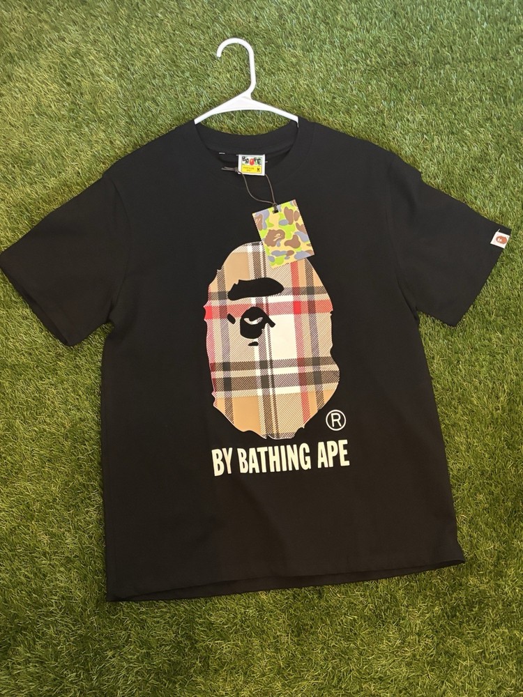 A Bathing Ape Men's Black Cotton T-Shirt Ape Head Logo Graphic Print M