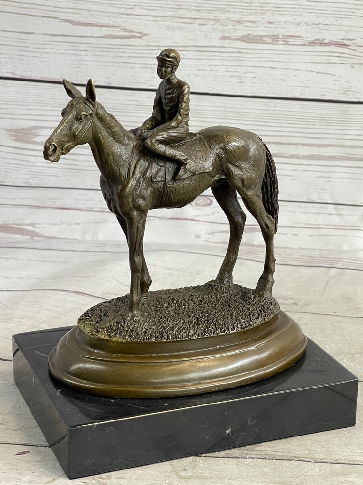 BRONZE DELAWARE PARK HORSE RACING EQUESTRIAN BRONZE JOCKEY ON RACE HORSE GIFT NR