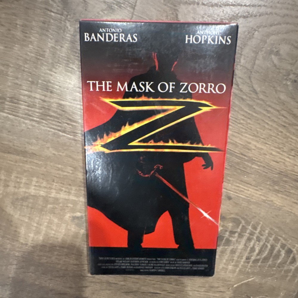 Columbia TriStar The Mask of Zorro VHS Full Screen Action PG-13 1998 NTSC