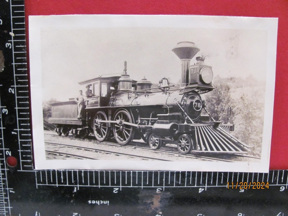 NEW YORK & NEW ENGLAND RAILROAD 4-4-0 LOCOMOTIVE #78 ORIG RPPC PHOTO w CREW