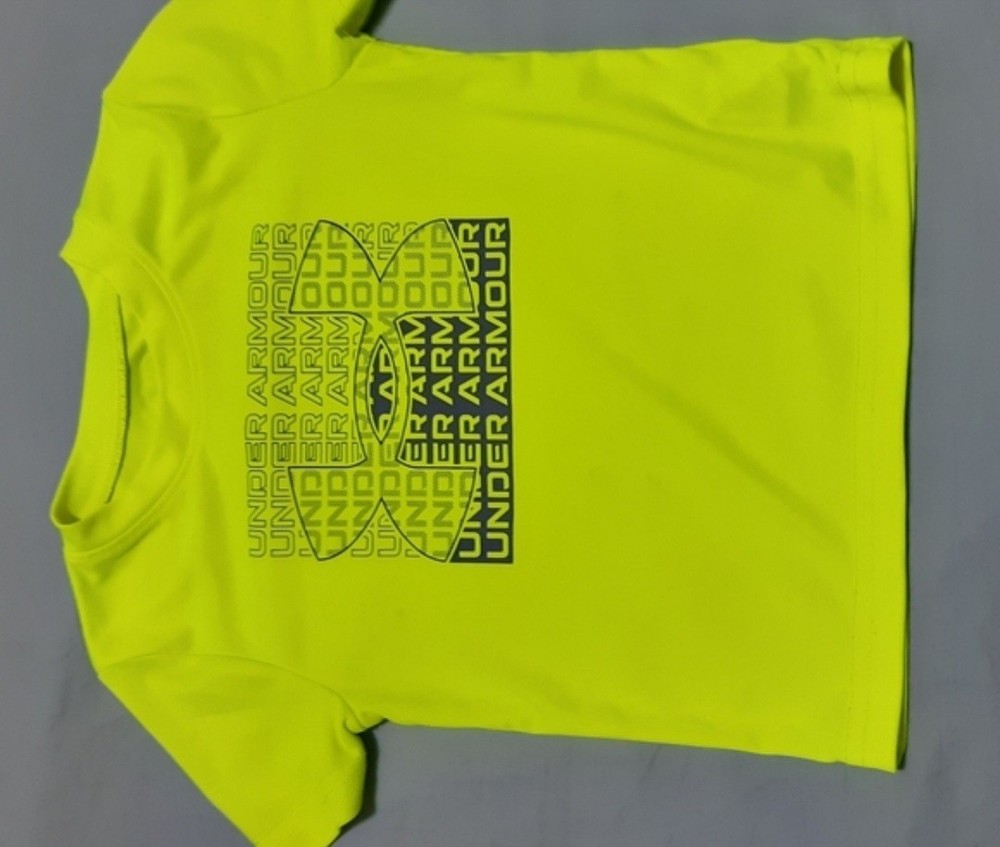 Under Armour Boys Yellow Graphic Logo Short Sleeve Crew Neck T-Shirt