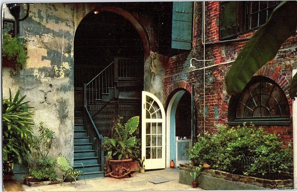Postcard BUILDING SCENE New Orleans Louisiana LA m/09 AI0389