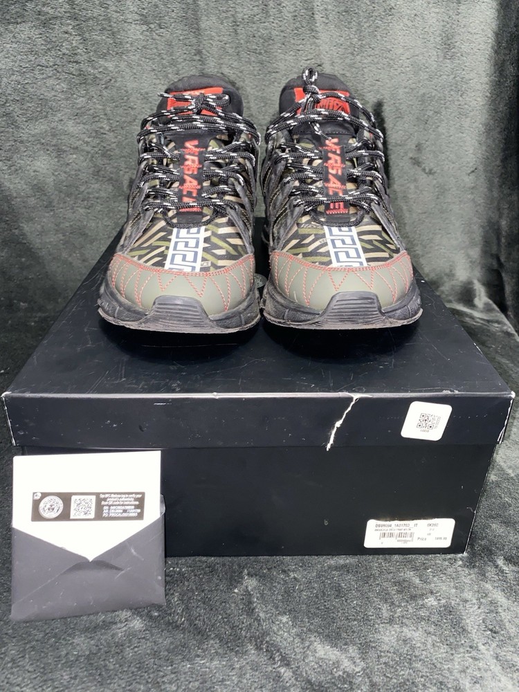 Size 9 - Versace Trigreca Men’s Sneakers EU 42