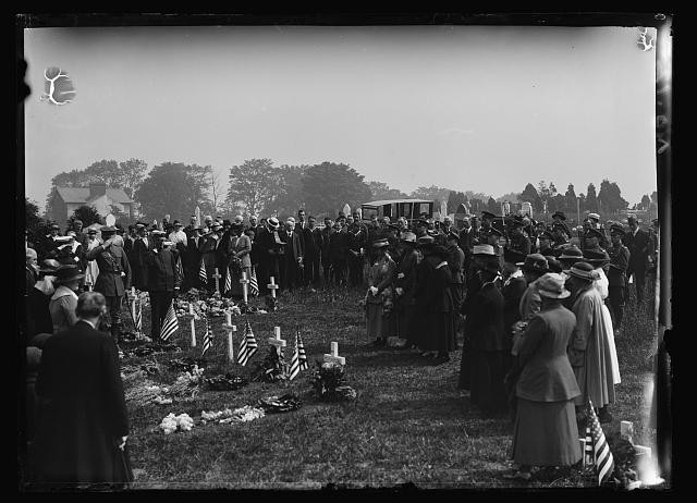 Photo:1918 Funeral Cemetery Crowd Graveside Service Flags Automobile