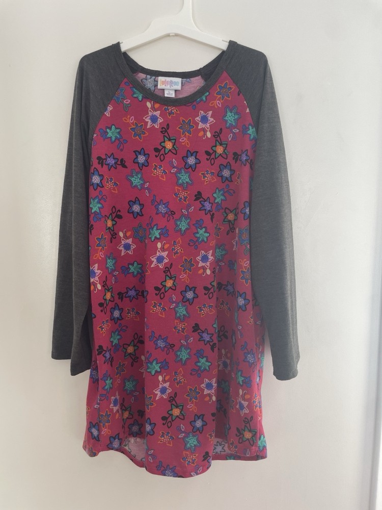 LuLaRoe Women's Colorful Floral Round Hem 3/4 Raglan Sleeve Top Dark Pink Gray L