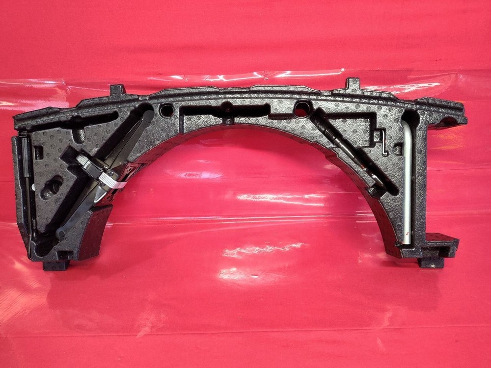 2021-2024 VW Volkswagen Tiguan Emergency Spare Tire Scissor Jack Tool Foam Set