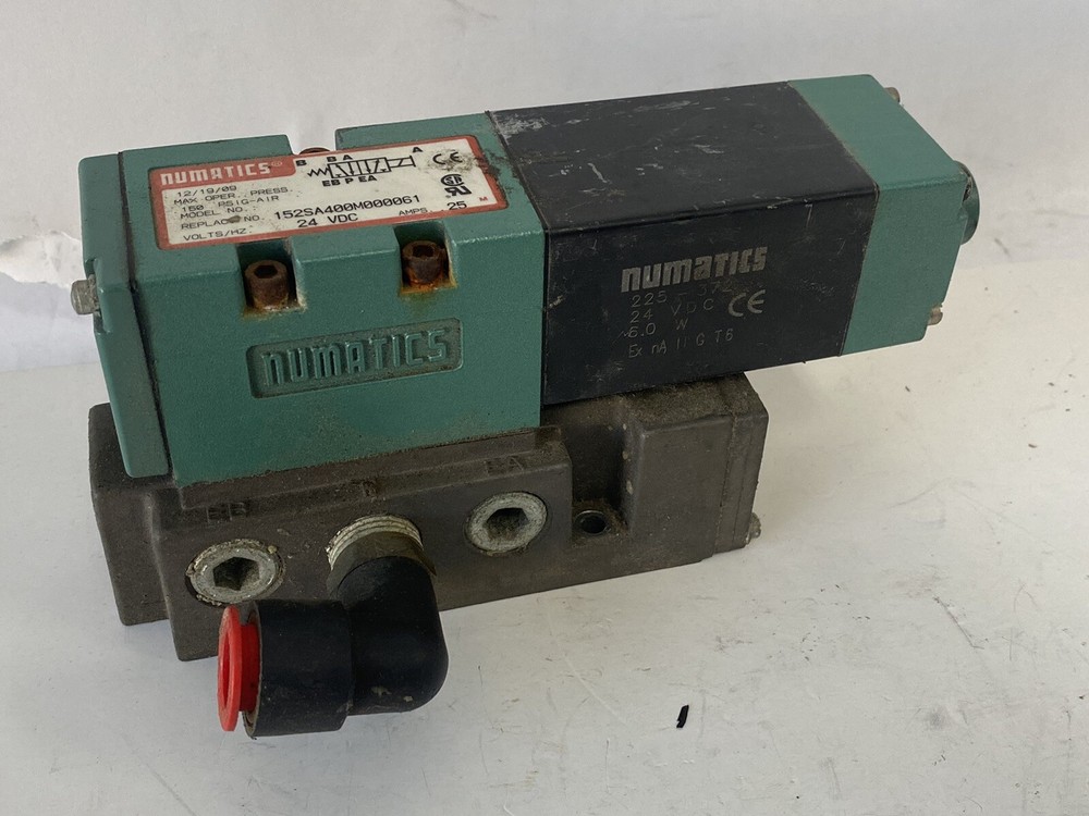 Numatics 152SA400M000061 24 VDC Pneumatic Valve With Manifold