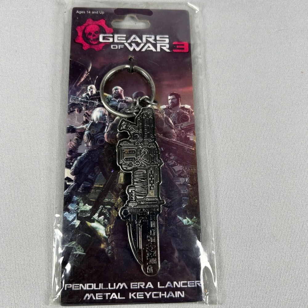 Gears of War 3 Pendulum Era Lancer Metal Keychain NECA 2011 New Sealed