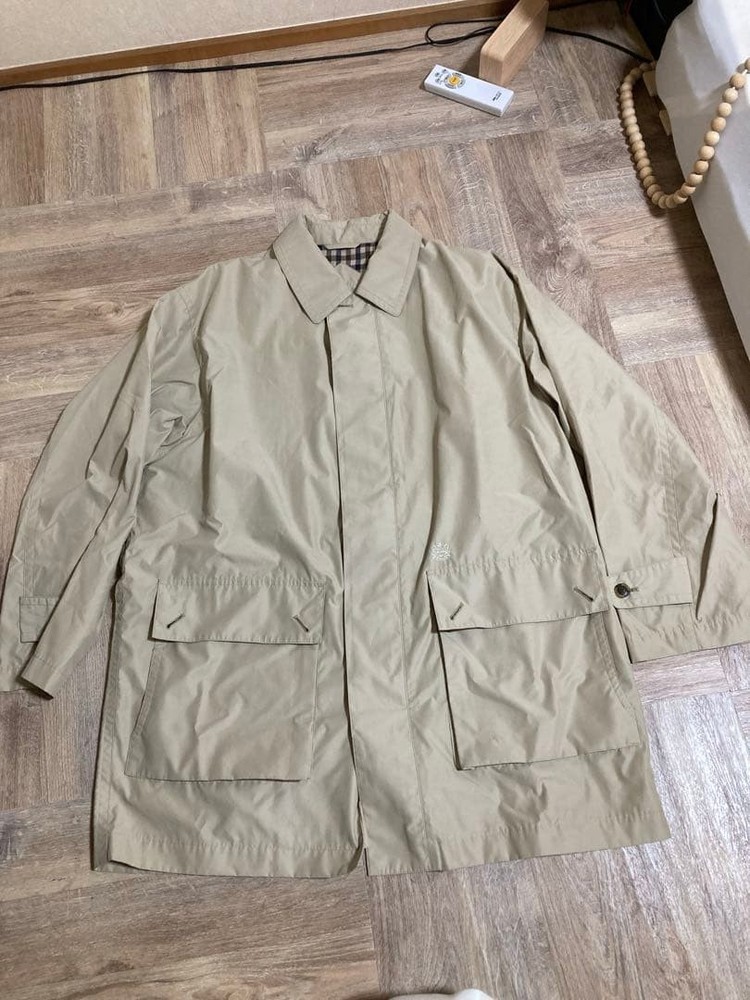 Aquascutum Trench Coat Asian fit L US size M Beige Authentic Used Cotton Men's