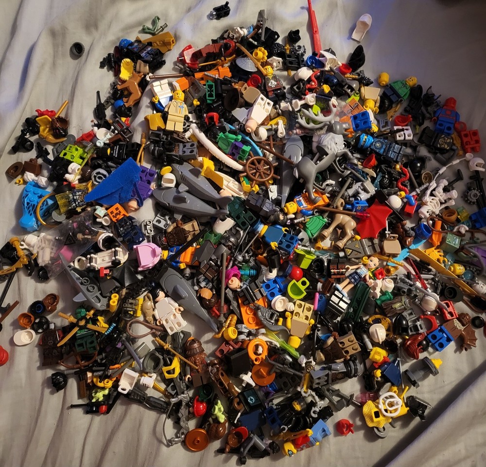Lego Minifigure Lot