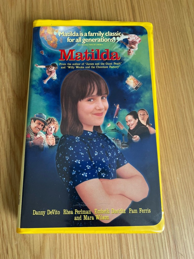 Columbia TriStar Home Video Matilda VHS 1996 PG NTSC English CC Clamshell