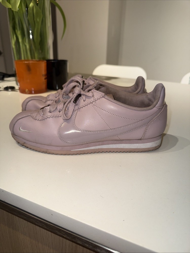 Nike Purple Pink Cortez Shoes Women's Size 7.5
