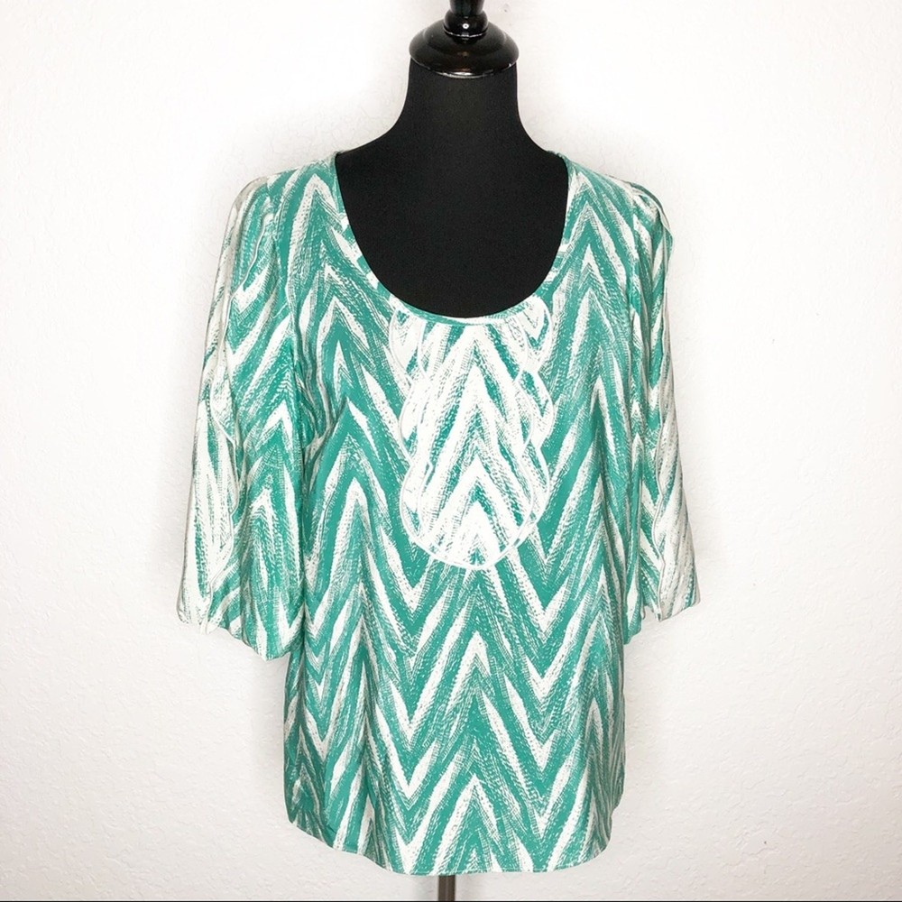 Tibi green off white scalloped trim silk top size 8