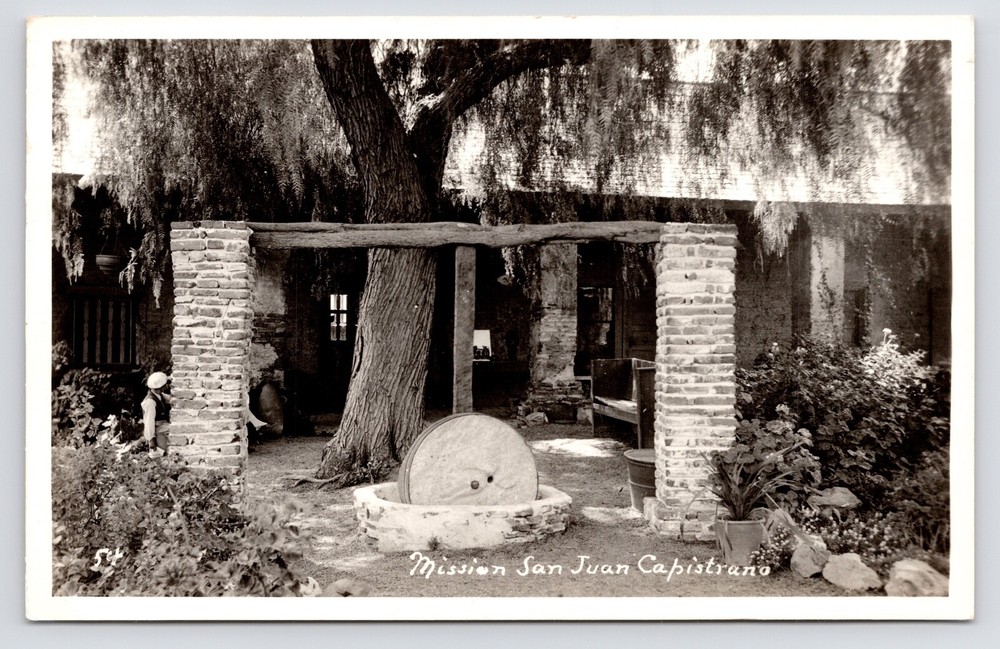 c1930s~Mission San Juan Capistrano~Courtyard~California CA~Vintage RPPC Postcard