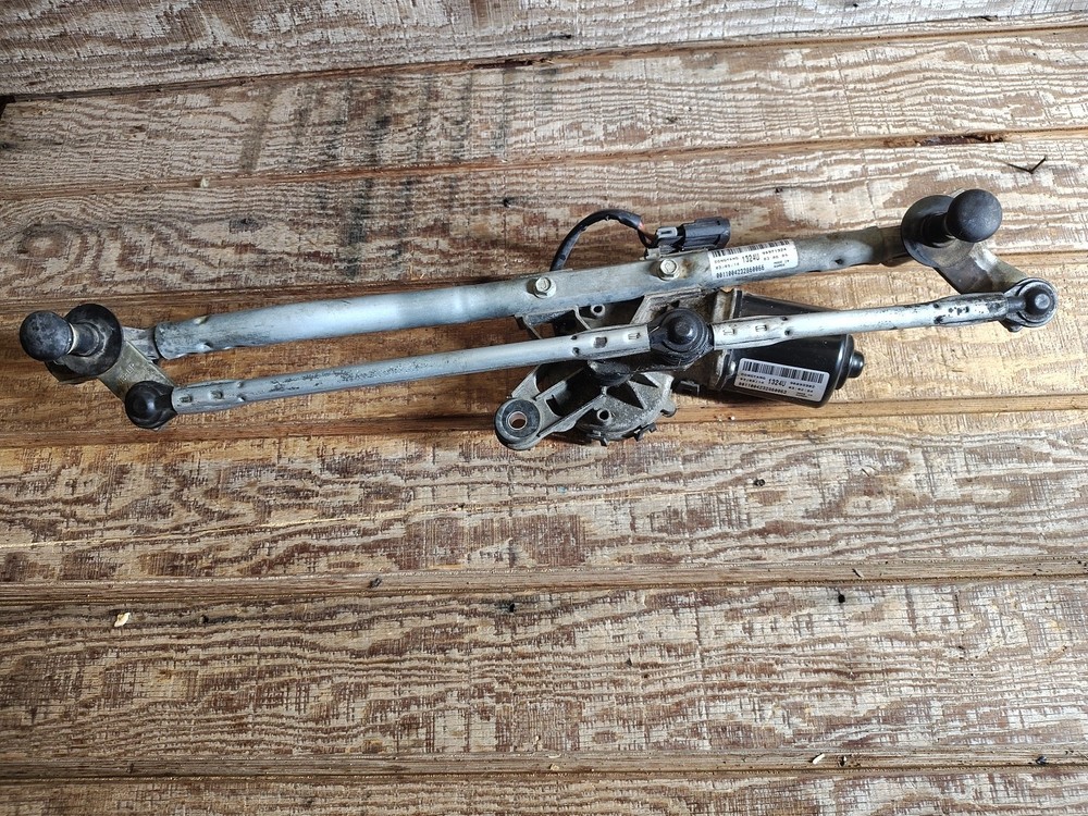 2011 - 2016 CHEVROLET CRUZE Wiper Transmission Linkage with Motor Windshield OEM