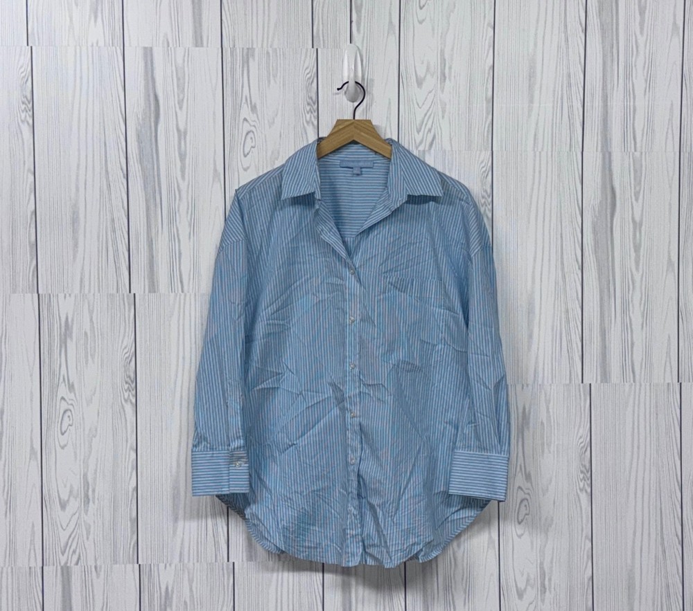 Antonio Melani shirt womens size small button up long sleeve blue striped