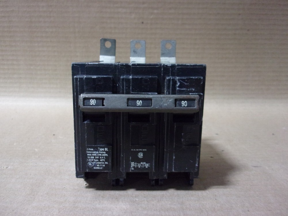NEW ITE Siemens BL B390 3 Pole 90 Amp 240v CIRCUIT BREAKER NNB flaw #41 AK