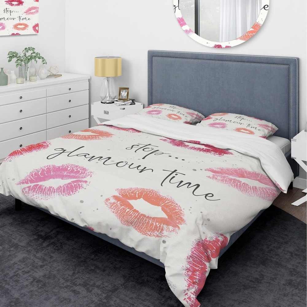 Designart 'Chic Accents VI' Glam Bedding Set - Duvet Cover &