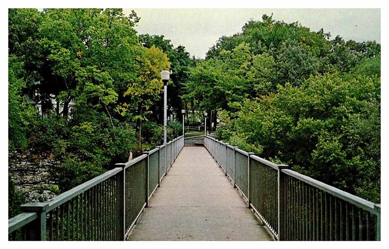 Postcard BRIDGE SCENE Mason City Iowa IA m/09 AU0525