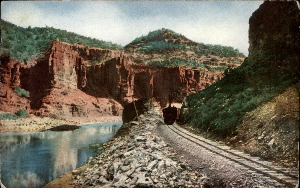 Grand River Canon Colorado train locomotive c1910 unused vintage postcard