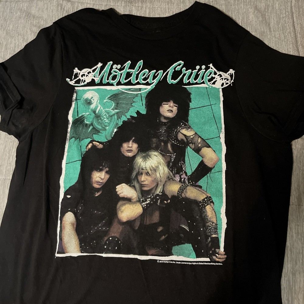 Motley Crue Women’s American Classics Black T-Shirt Rock Band Size Small