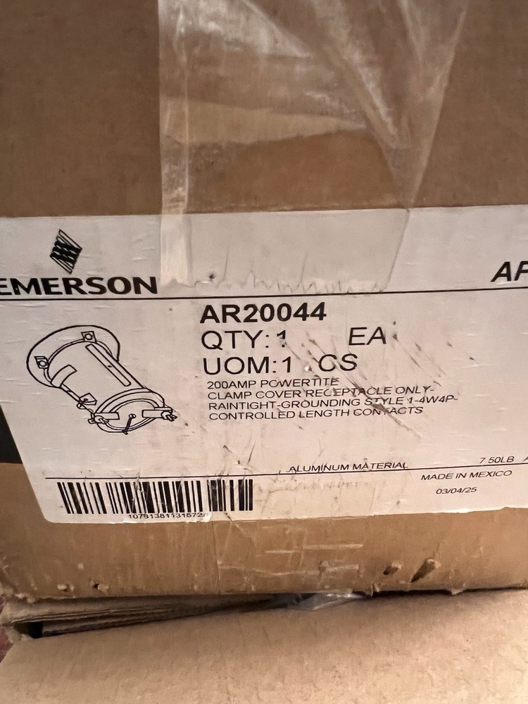 A Total Of 3 AR 20044 Appleton Receptacles!!!!!! New!!New!!3 Total