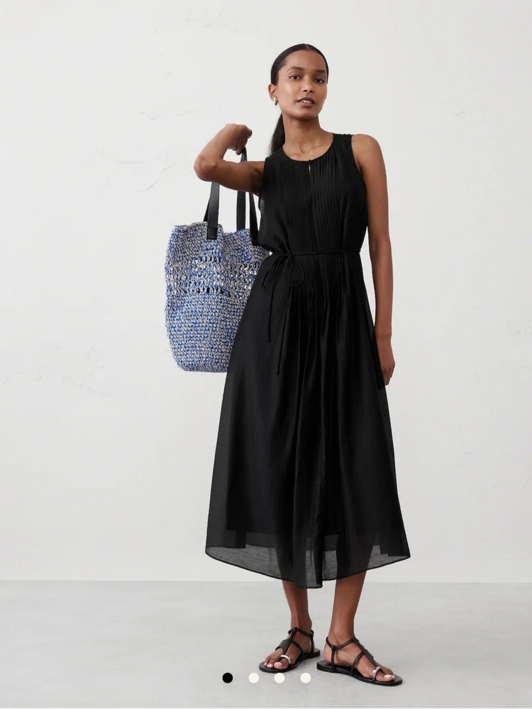 NWT Pintuck Organza Midi Dress Size Medium In Black By Banana Republic Factory