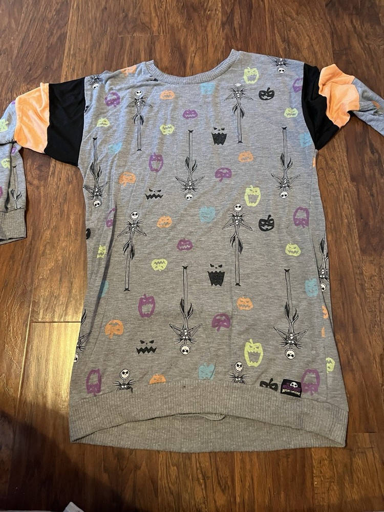 Nightmare Before Christmas Woman's Pajama Sleep Shirt Top Small 4-6 Disney