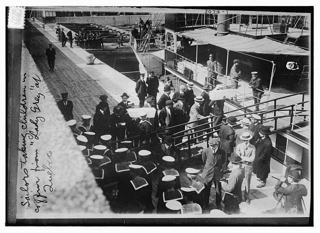 Photo:Sailors taking children in coffins from LADY GREY at Quebec