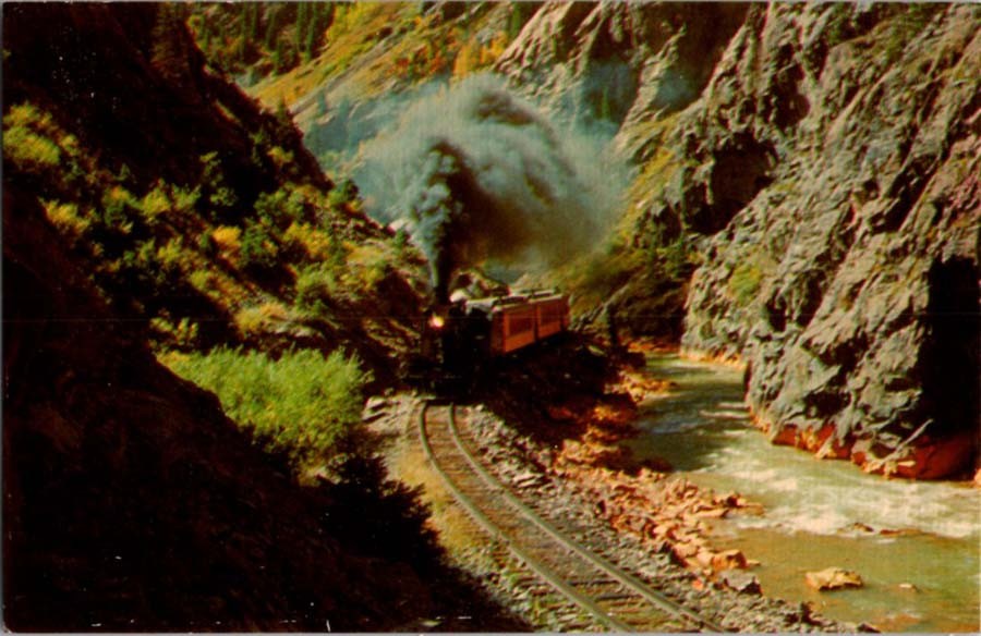 Between Durango And Silverton Colorado CO : TRAIN SCENE m/14 AZ9875