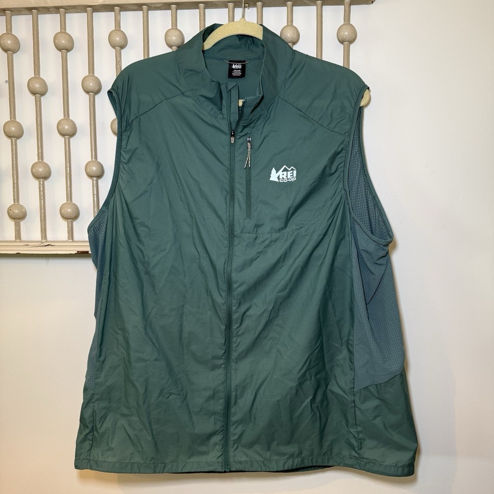 REI XXL Running Vest Green Full Zipper Windbreaker Womens Excellent Condition!!