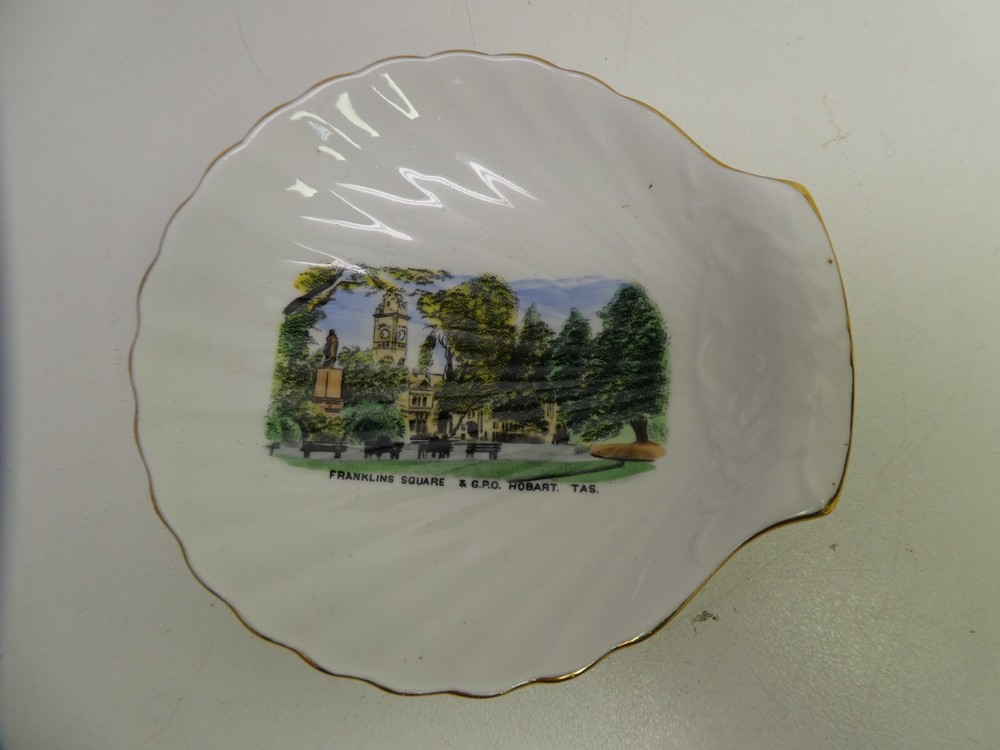 FRANKLINS SQ. GPO HOBART TASMANIA CHINA SOUVENIR SHELL DISH PLATE ROYAL GRAFTON