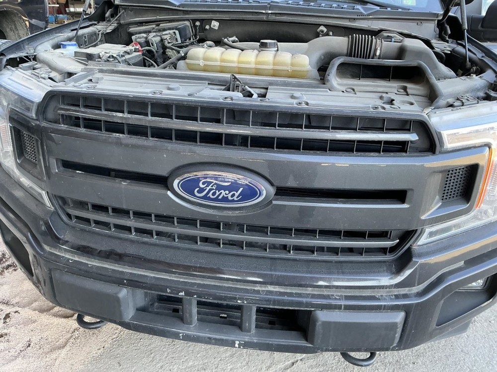 Grille XLT 2 Horizontal Main Bars Fits 18-20 FORD F150 PICKUP 4784529