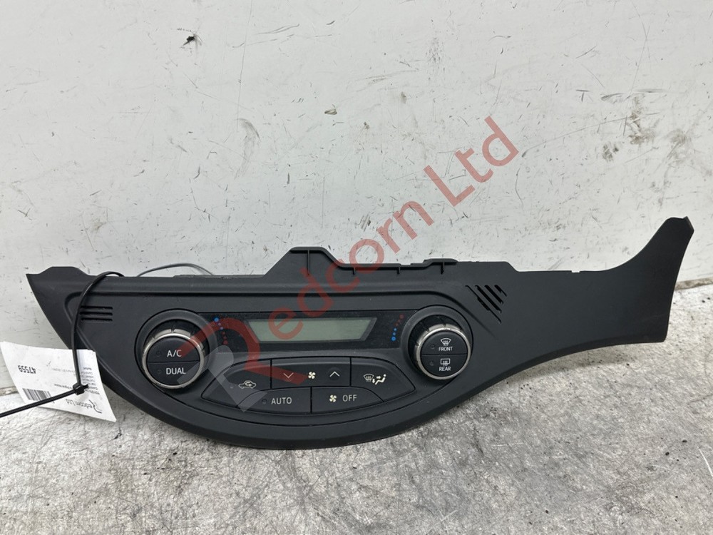 2011-2016 Toyota Yaris Digital Heater Control Panel for Enhanced Climate Comfort