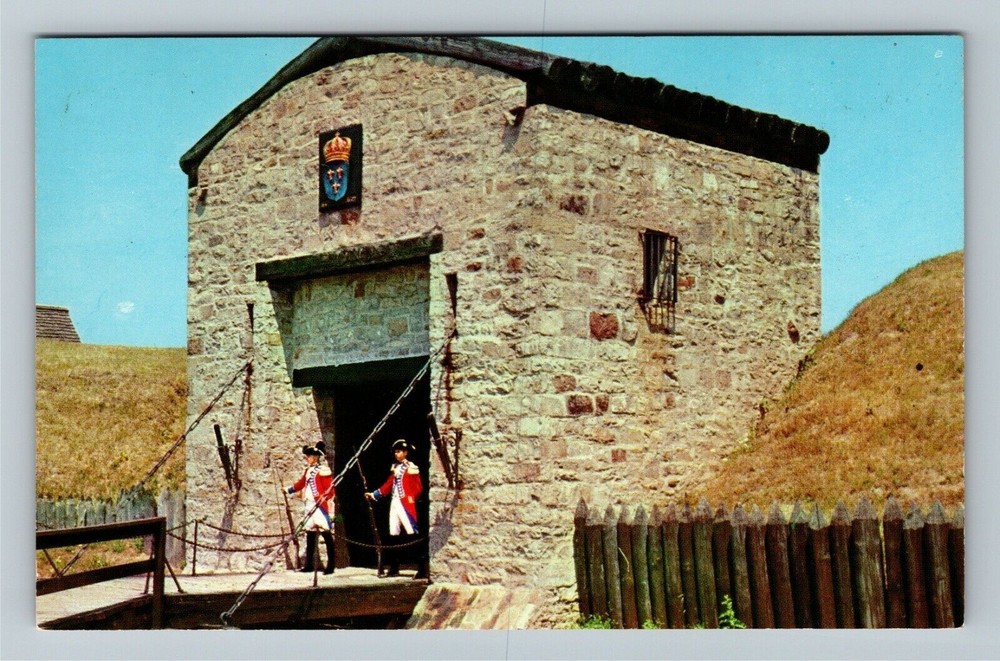 Youngstown NY-New York, Old Fort Niagara, Drawbridge, Soldiers Vintage Postcard