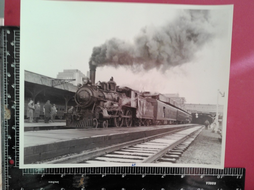 CANADIAN PACIFIC RAILROAD 4-4-0 LOCOMOTIVE #29 PASSENGER TRAIN at STATION PHOTO
